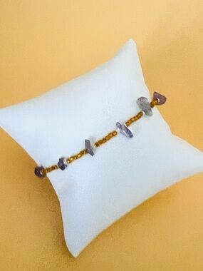 Gold and amethyst Beaded Bracelet